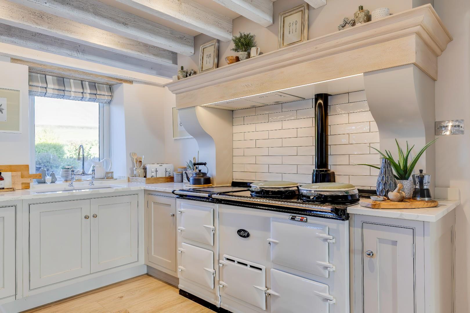 Newton, Porthcawl, Bridgend County Borough, CF36 5SP